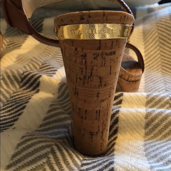 Michael Kors Chunky Heel - Picture 4 of 4